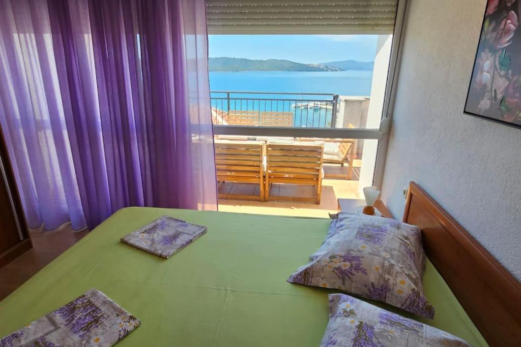 Family Paradise With Top View Trogir Exterior photo
